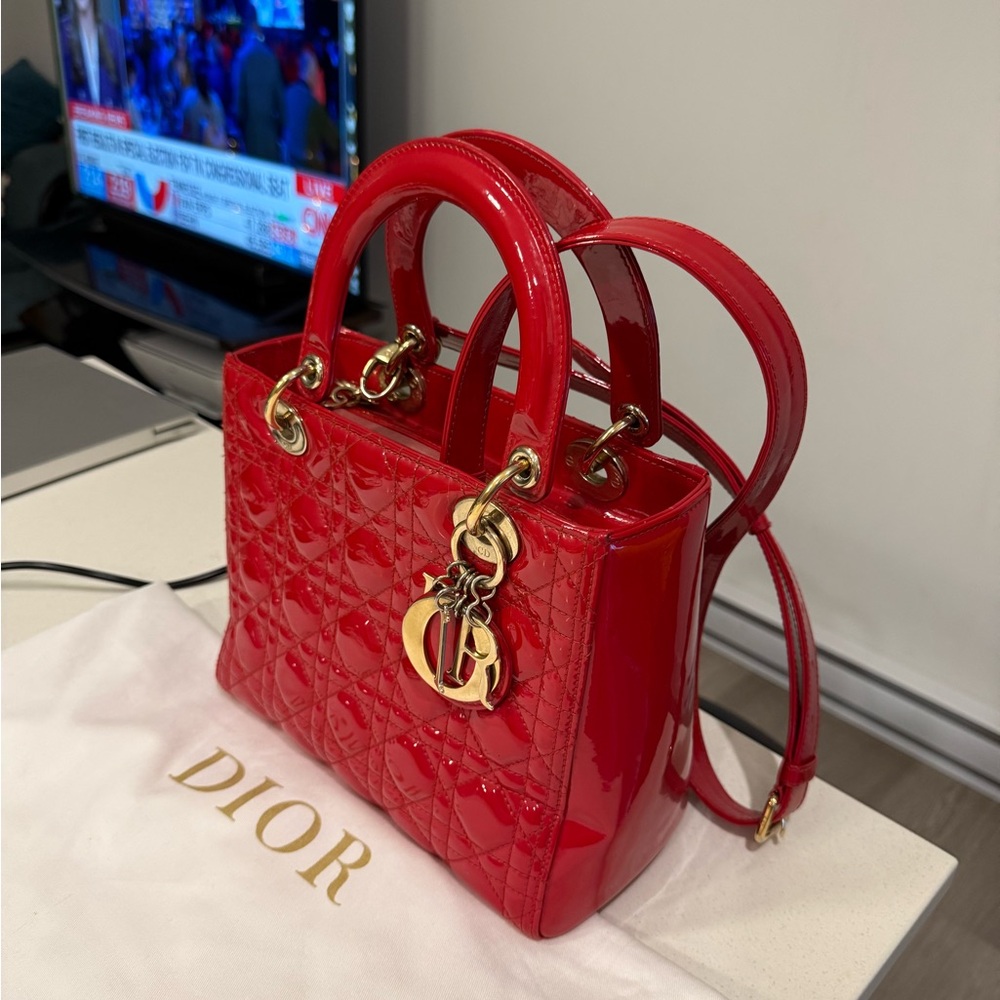 Dior Red Quilted Medium bag - Picture 7 of 11